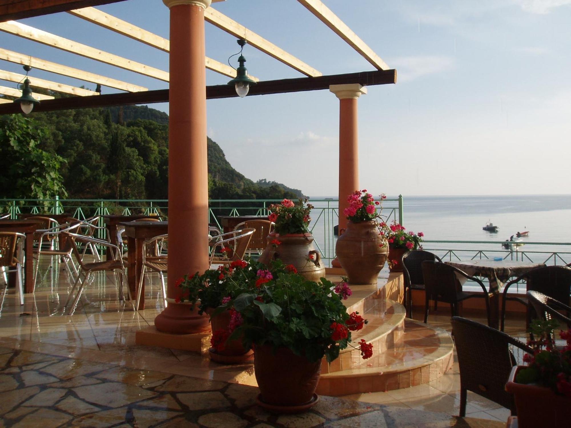 Blue Princess Hotel And Suites Liapades Exterior photo