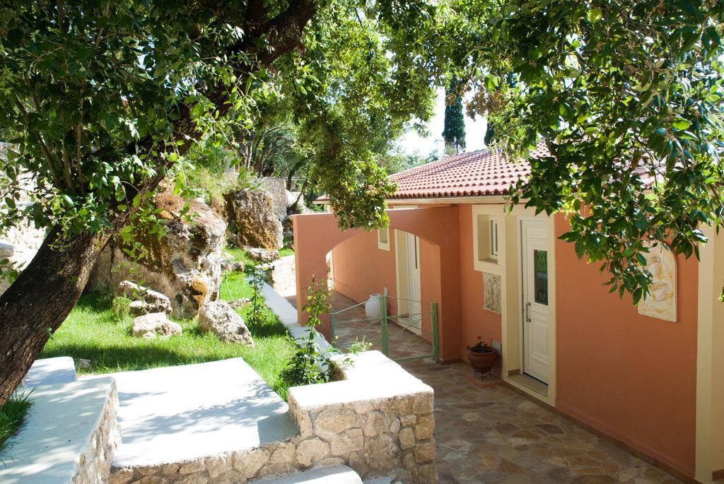 Blue Princess Hotel And Suites Liapades Exterior photo