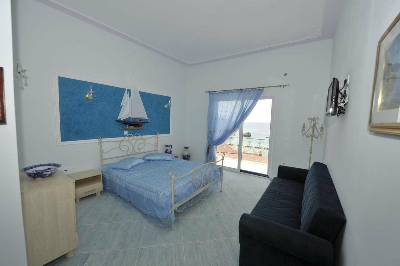 Blue Princess Hotel And Suites Liapades Exterior photo